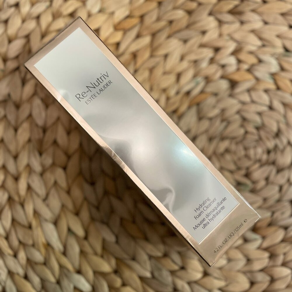 Estée Lauder Re-Nutriv Hydrating Foaming Cleanser